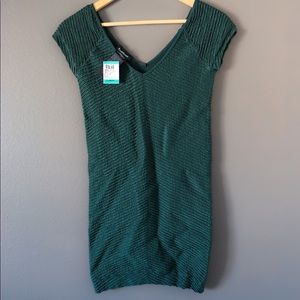 Bebe deep emerald bodycon off shoulders dress SOLD